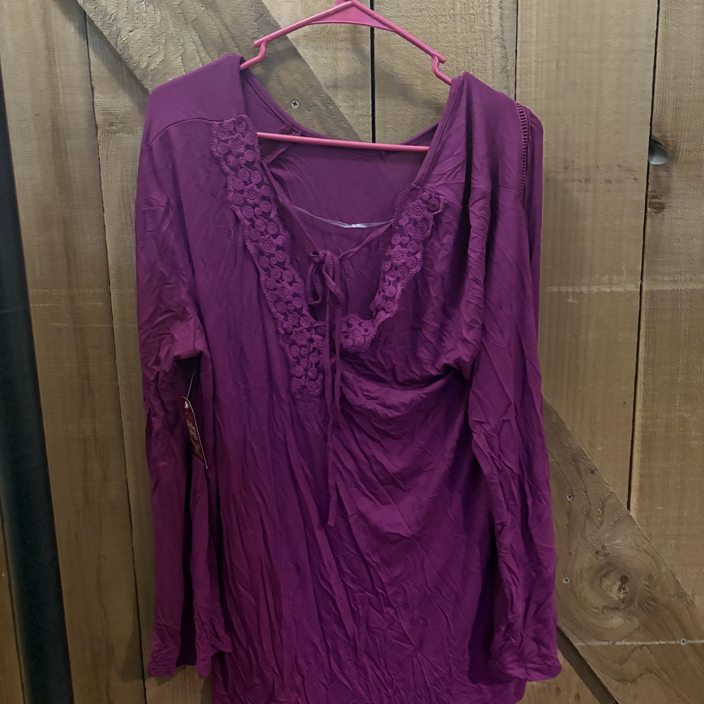 Women's Purple Lace Trim Top